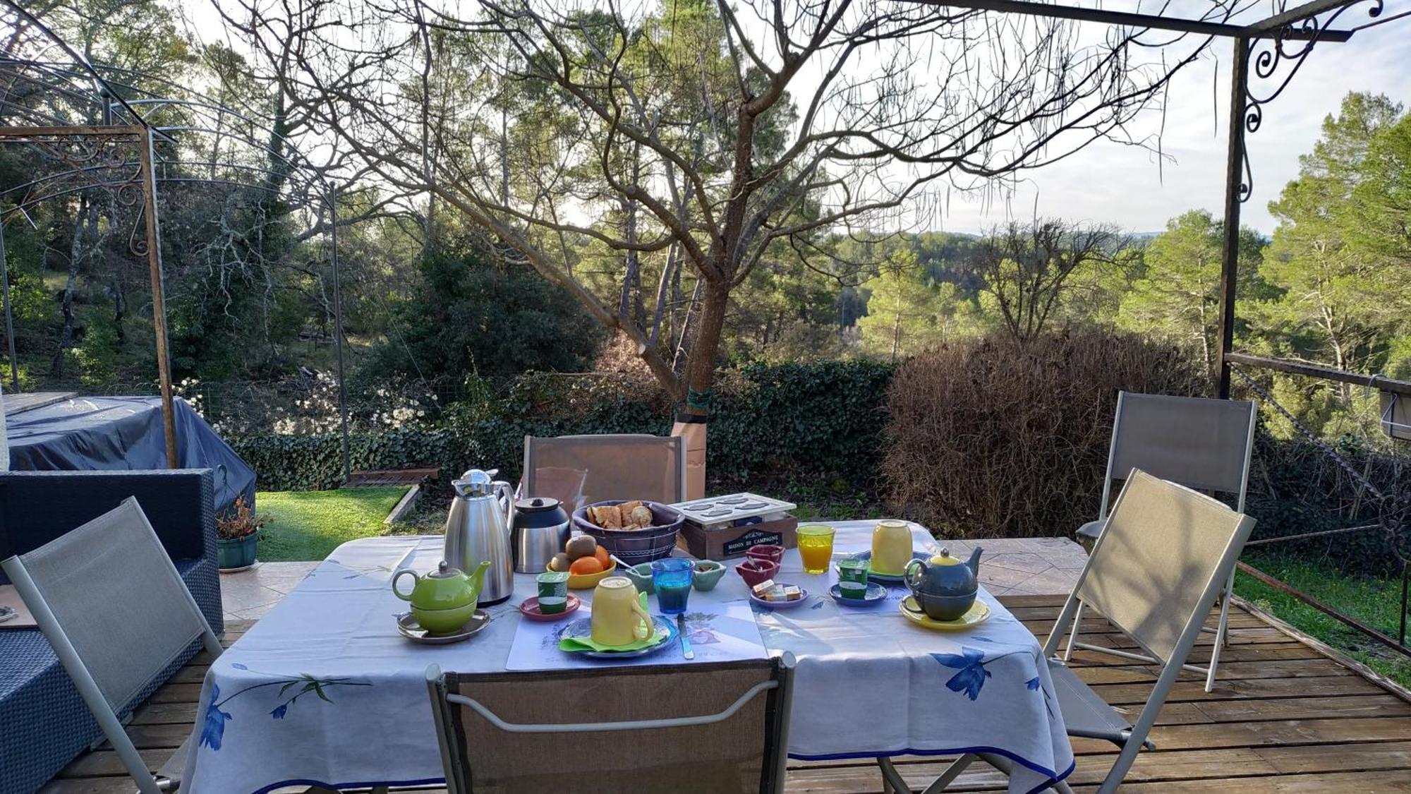 La Pinede De Manon Bed and Breakfast Barjols Buitenkant foto